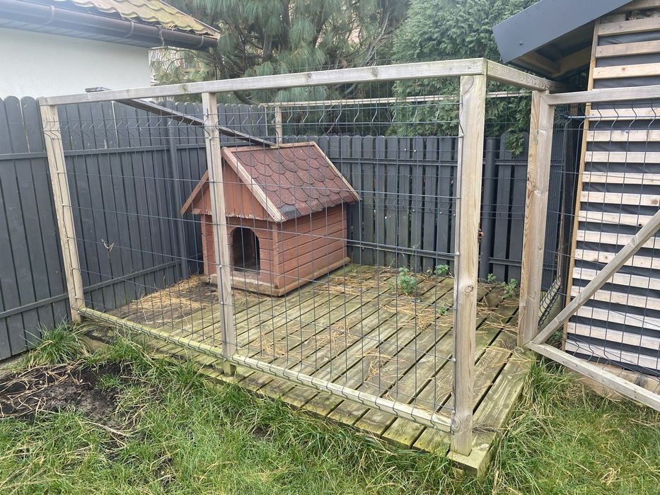 Sprzedam kojec z budą dla psa