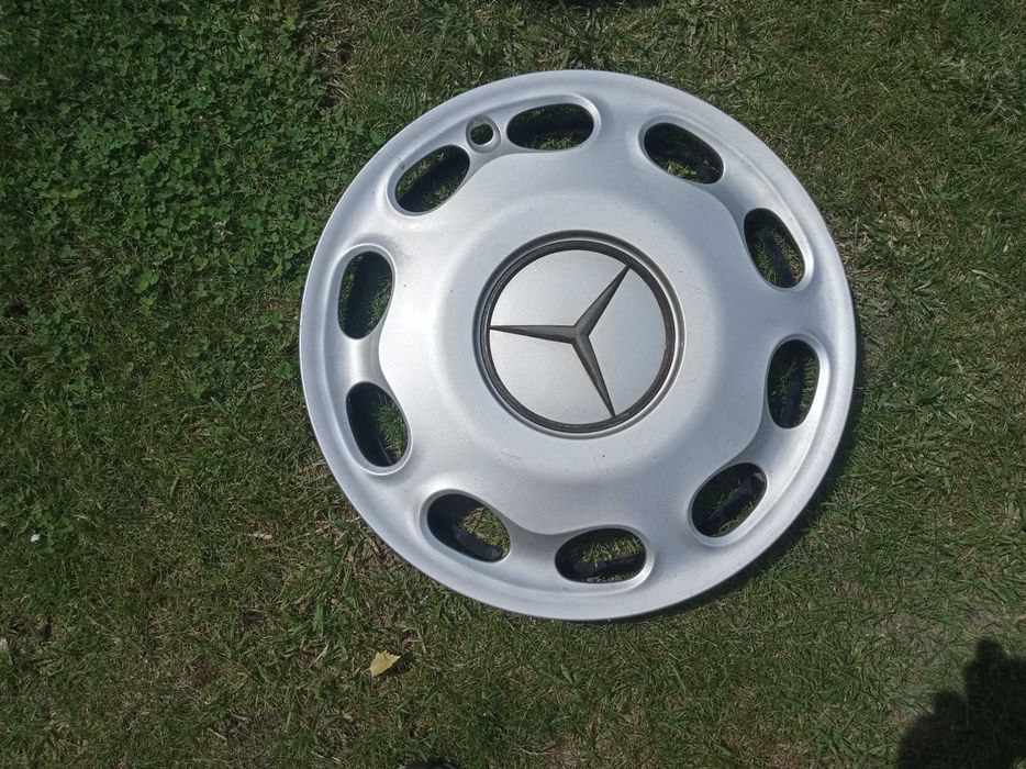 kołpaki 15' oczywiście do mercedesa