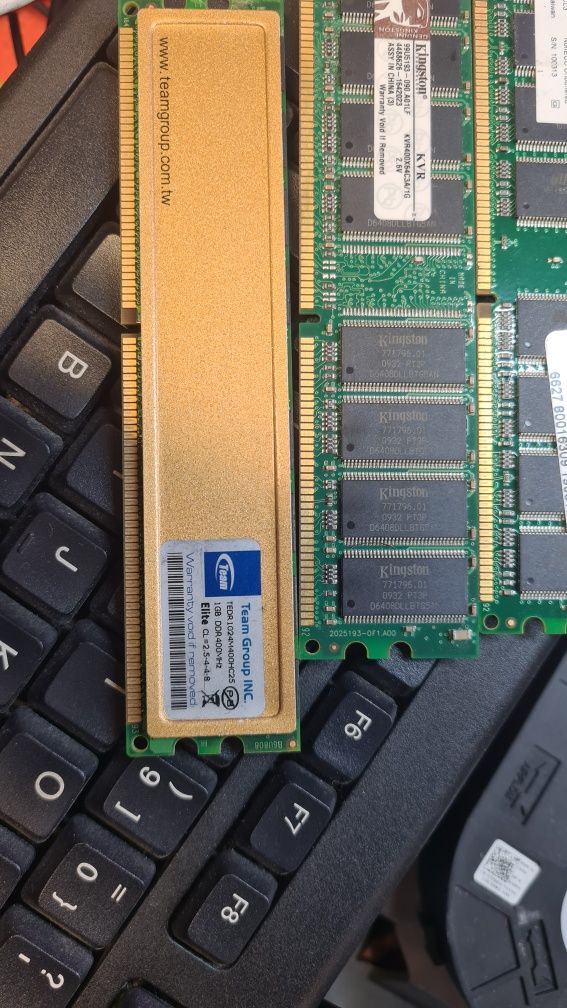 Memórias ddr 400 1gb