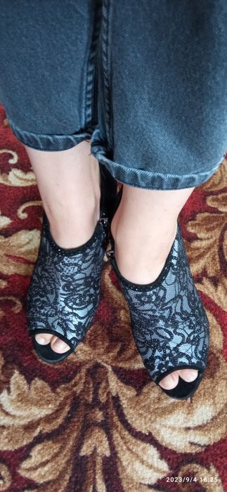 Ботільйони замшеві.