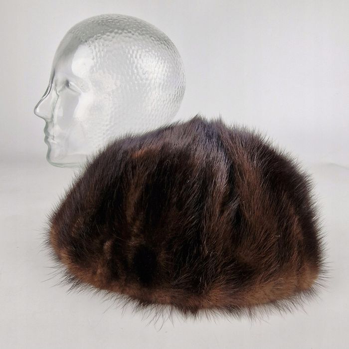 Czapka z naturalnego futra damska zimowa