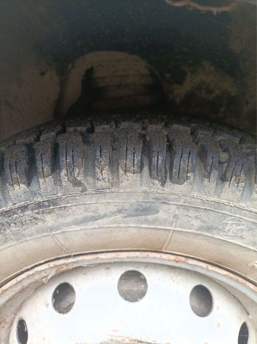 Продам ниву 2121