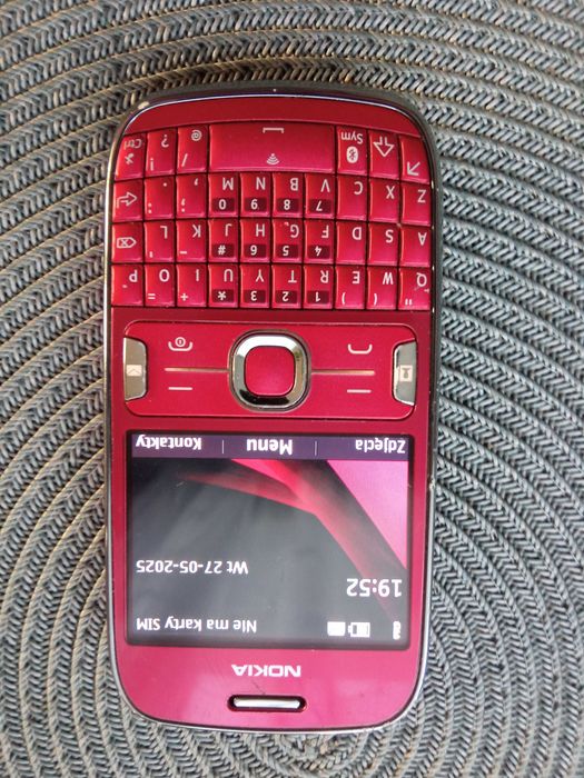 Nokia Asha 302 (RM-813)