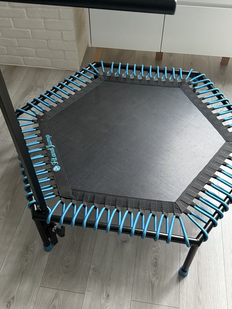 trampolina fit and jump
