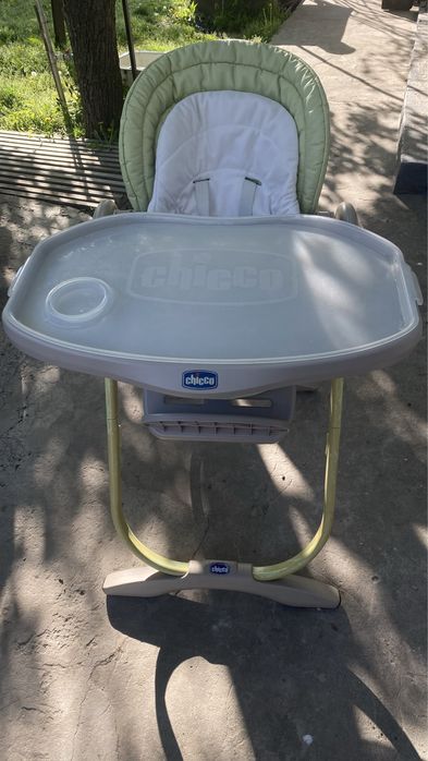 Стульчик для кормления Chicco Polly Magic