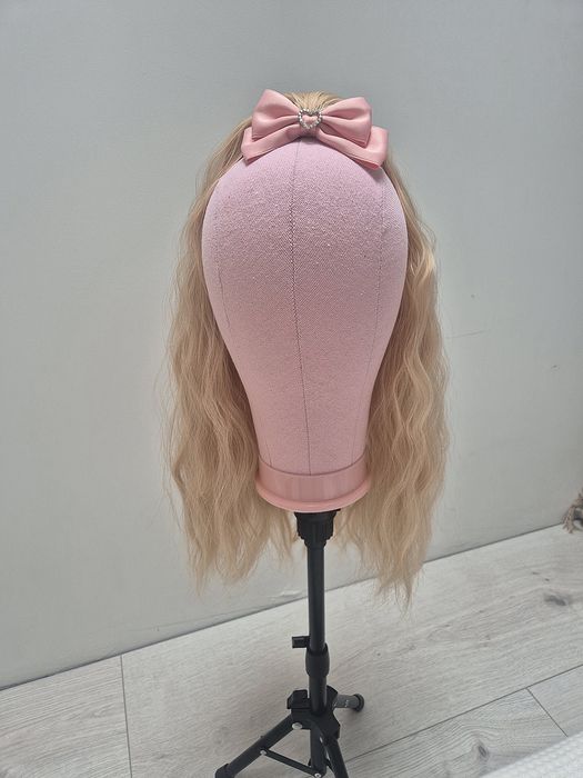 Syntetyczny kucyk złoty blond loki fale