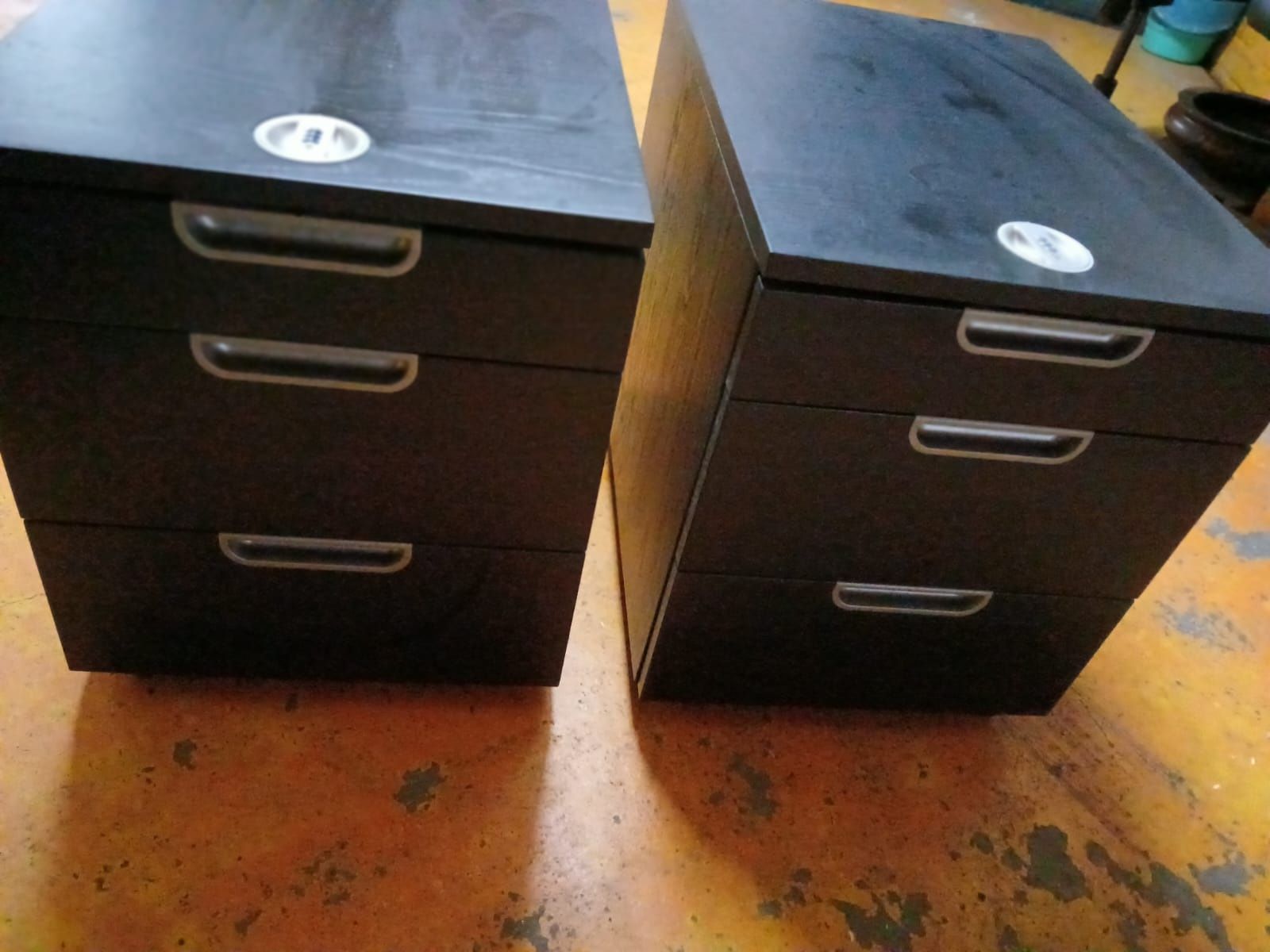 Movel de escritorio para arrumos
