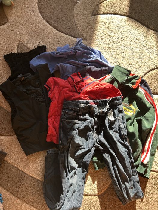 Одяг на хлопчика від 3-8