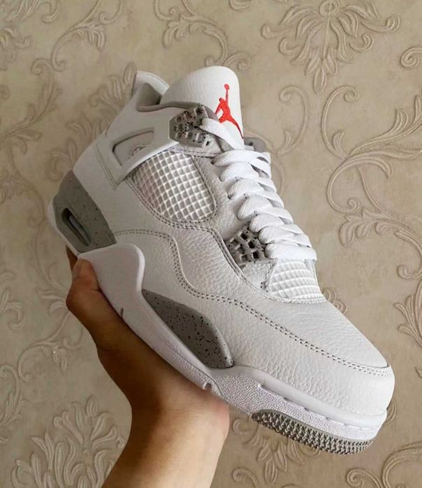 Buty meskie Mokasyny Nike_Air_Jordan_4_Retro_White_Oreo R.42