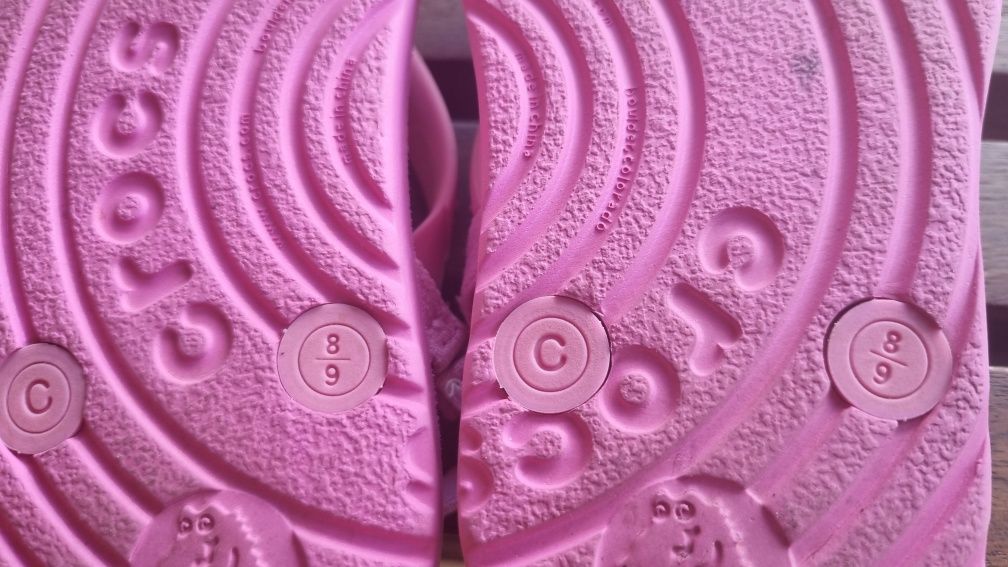 Crocs rozm 8 /9 japonki dla dziewczynki