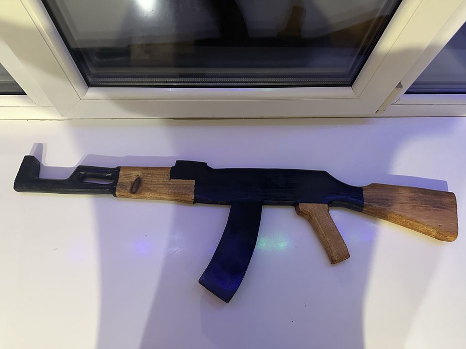 Макет Автомата з дерева