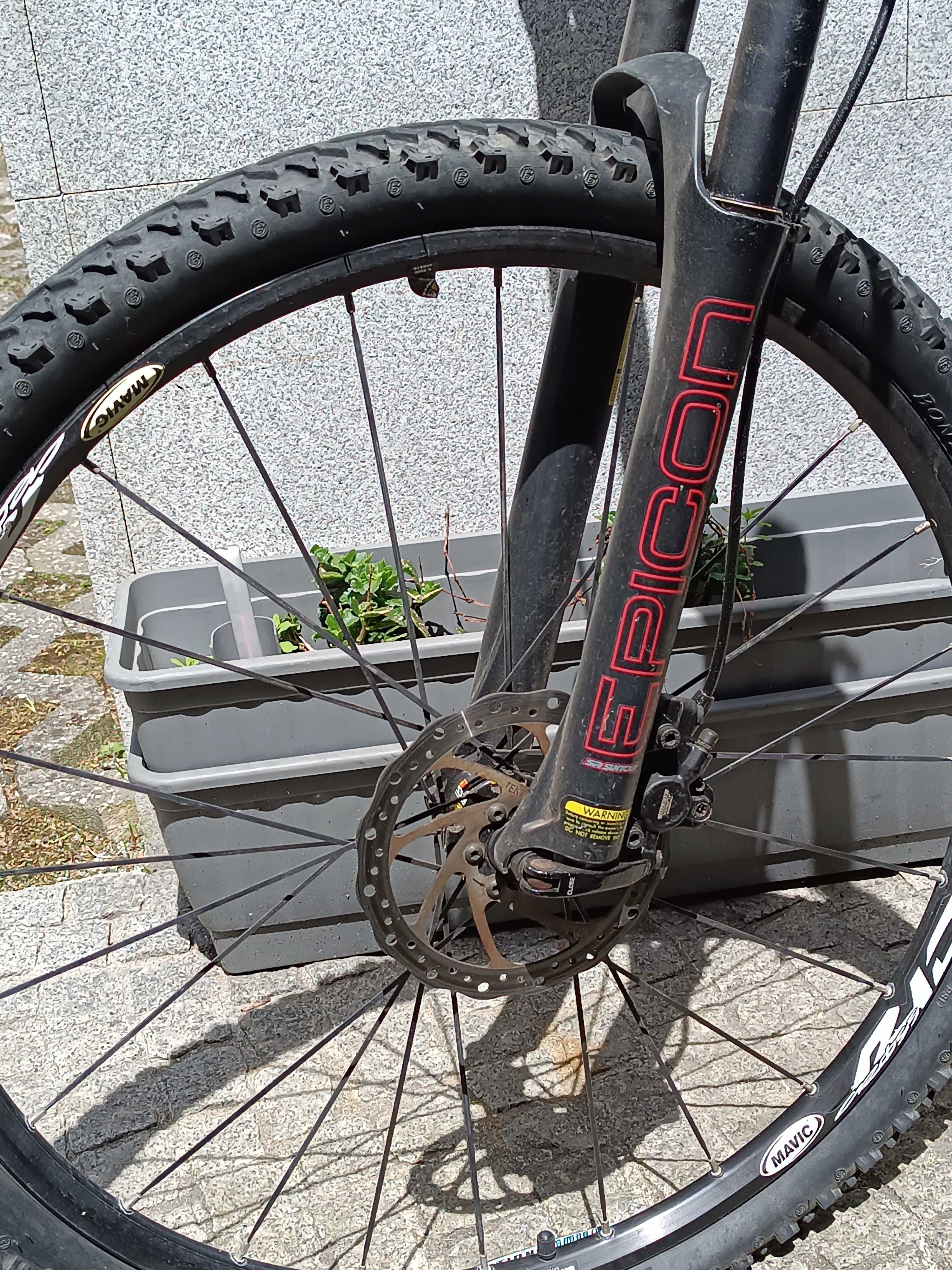 Bicicleta marca  GTS