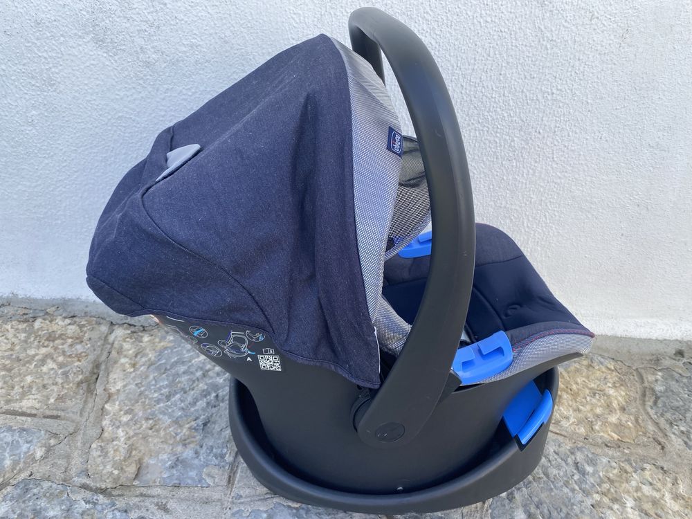 Ovo chicco com base para automóvel