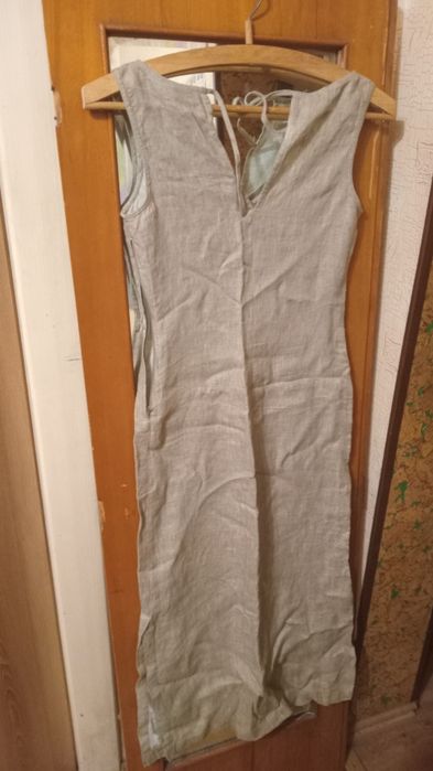 100% лен ; платье футляр миди Hennes by H&M