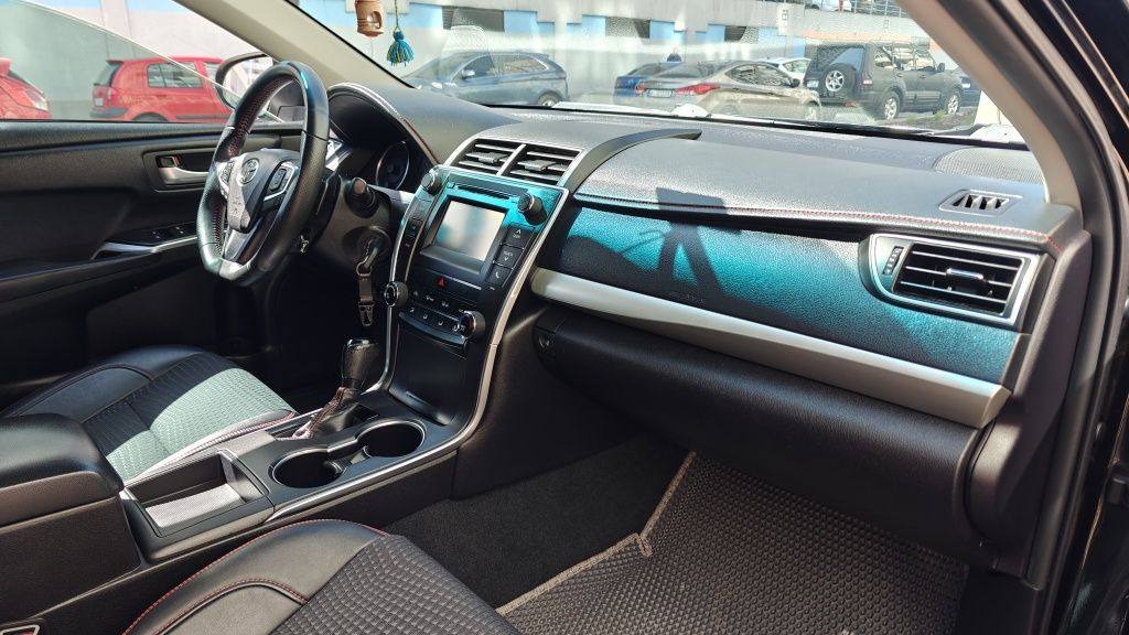 Toyota camry 2015
