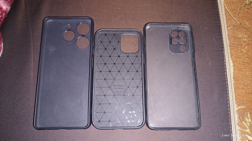 Продам чохли на телефони б/у