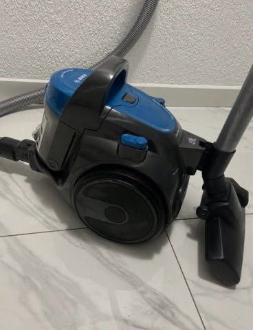 Stan idelany! Bosch bezworkowy odkurzacz nowy model