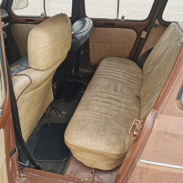 Renault 4L 1982 em bom estado