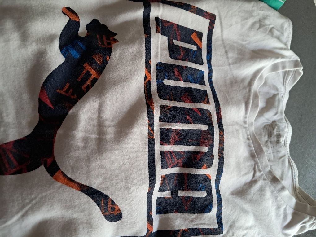 3€ cada Camisola de homem de marca. marca em algodão de homem,muito bo