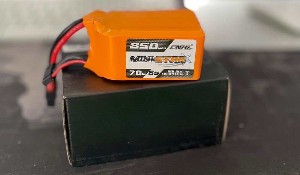 Lipo 6s 850mah XT60 CNHL pakiet do drona racera fpv
