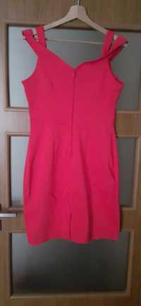 Czerwona sukienka orsay