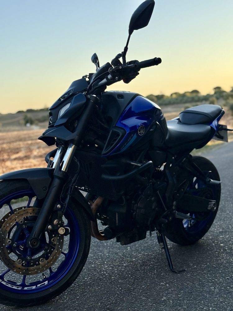 Yamaha mt 07 (35kw) 20mil km