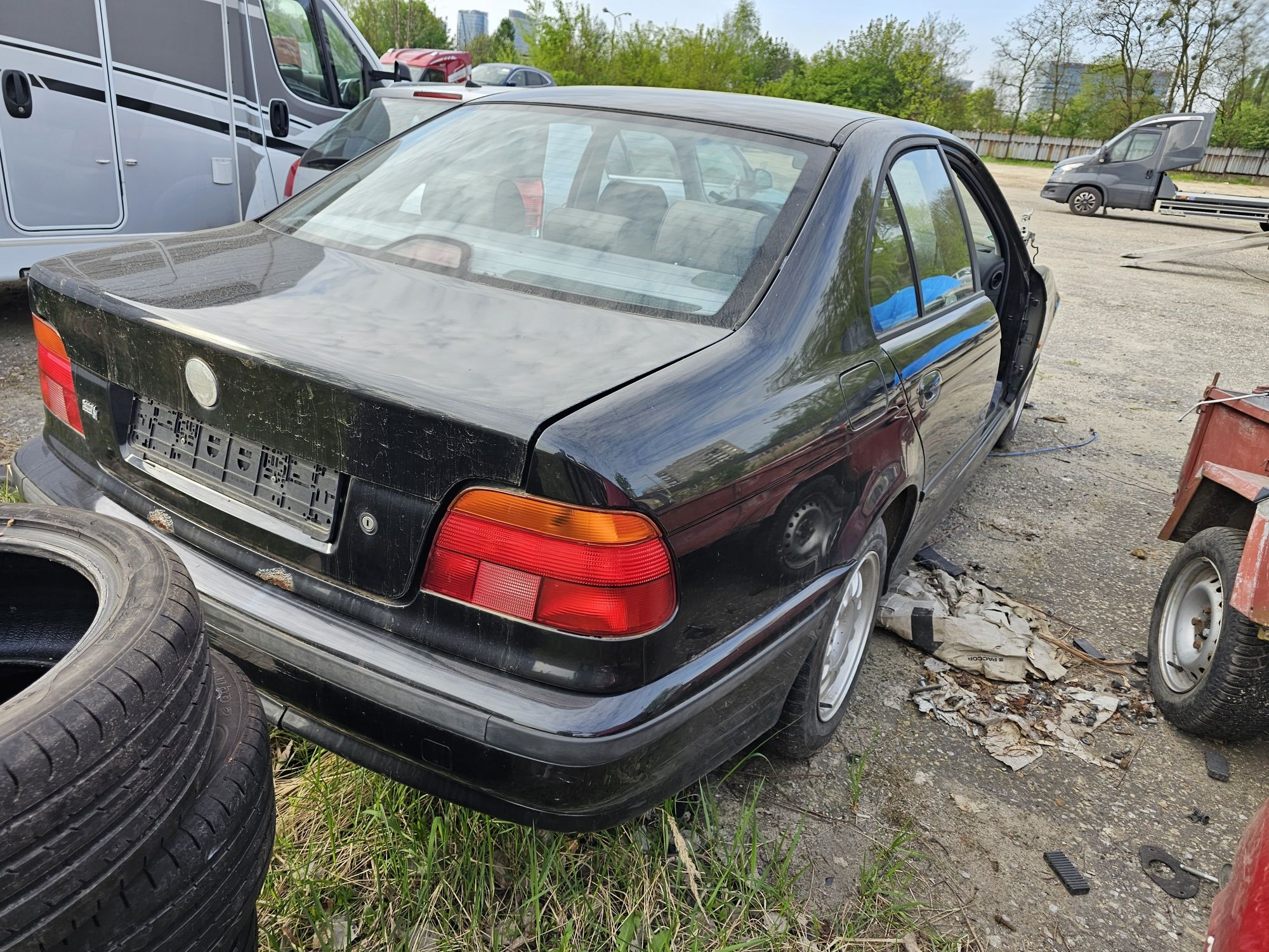 Karoseria bmw e39 528i cwiartka przód tył