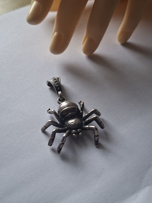 Stary srebrny duży  pająk  zawieszka wisior srebro PRL