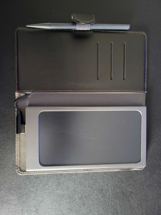 Memomate 3-in-1 E-Writer Tablet Power Bank & Wireless Charger