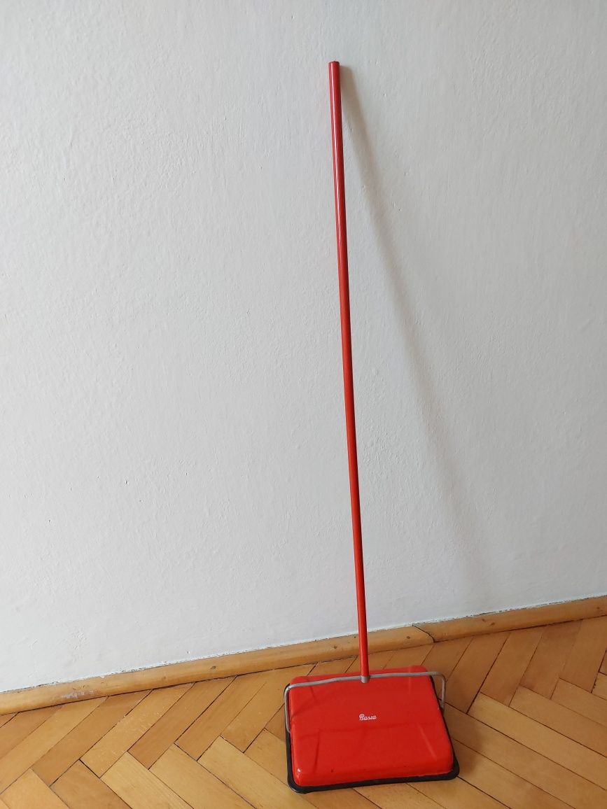 Odkurzacz ręczny Basia / Odkurzacz mechaniczny Basia / Odkurzacz PRL