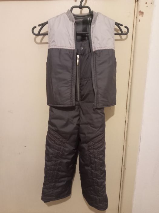 Зимней комплект  для хлобчіка в гарному стані