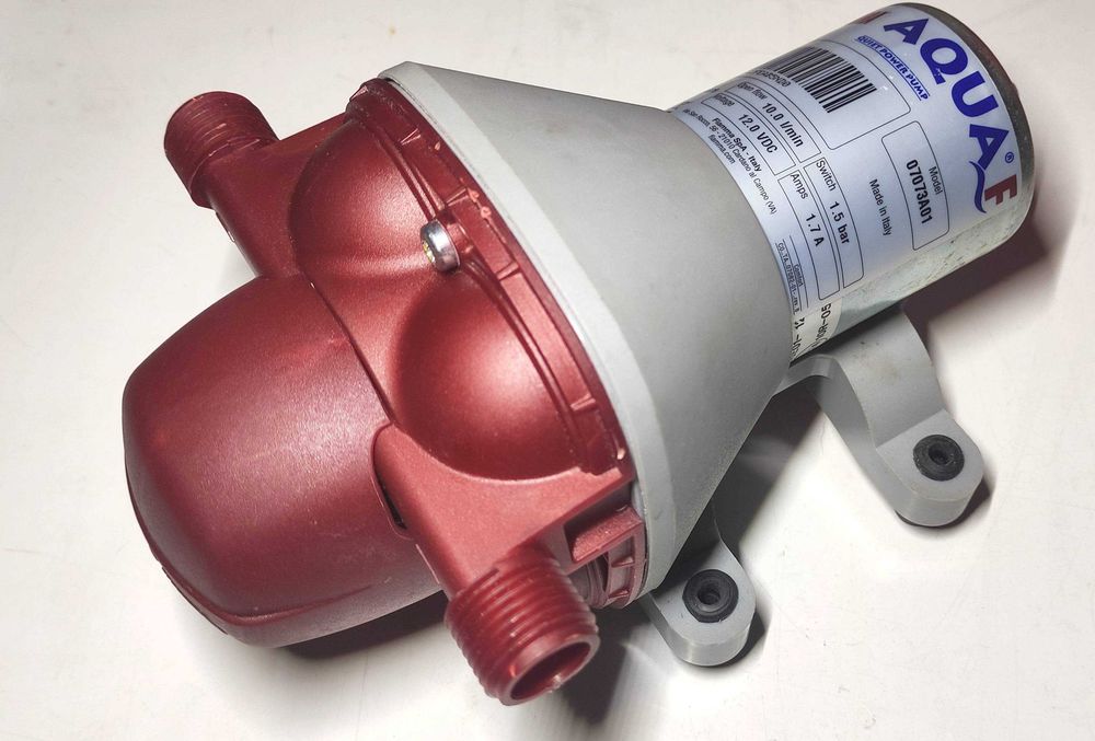 Bomba de Água Fiamma Aqua F 12V 10L/min Autocaravana Barco Jardim