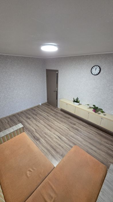 3-кімнатна Радунська 5б