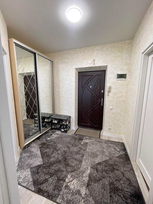 Терміновий продаж. БЕЗ КОМІСІЙ, з меблями та технікою Озерна.