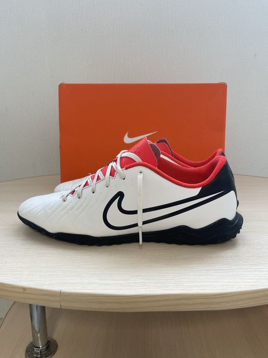 Оригінальні сороконіжки футзалки Nike Tiempo 46 розмір 30 см копи найк