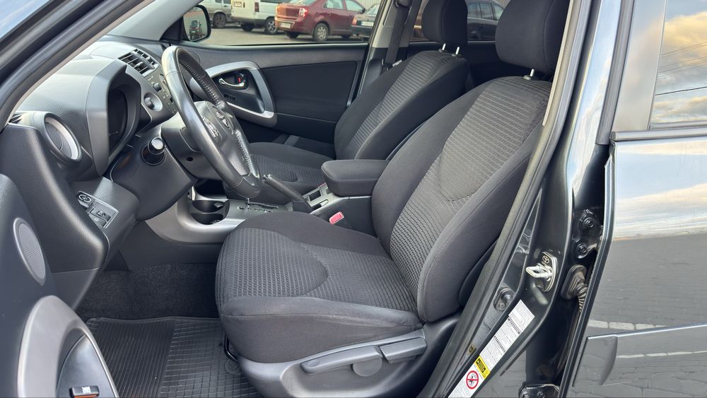 Toyota Rav4 2008рік Пробіг 90 тис.км