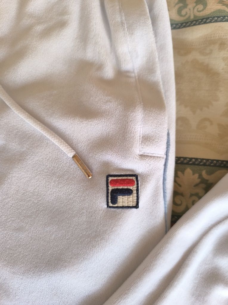 Fila білі білосніжні спортивні жіночі штани унісекс велюрові