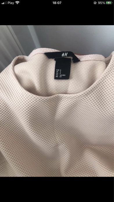 Top z baskinką H&M S