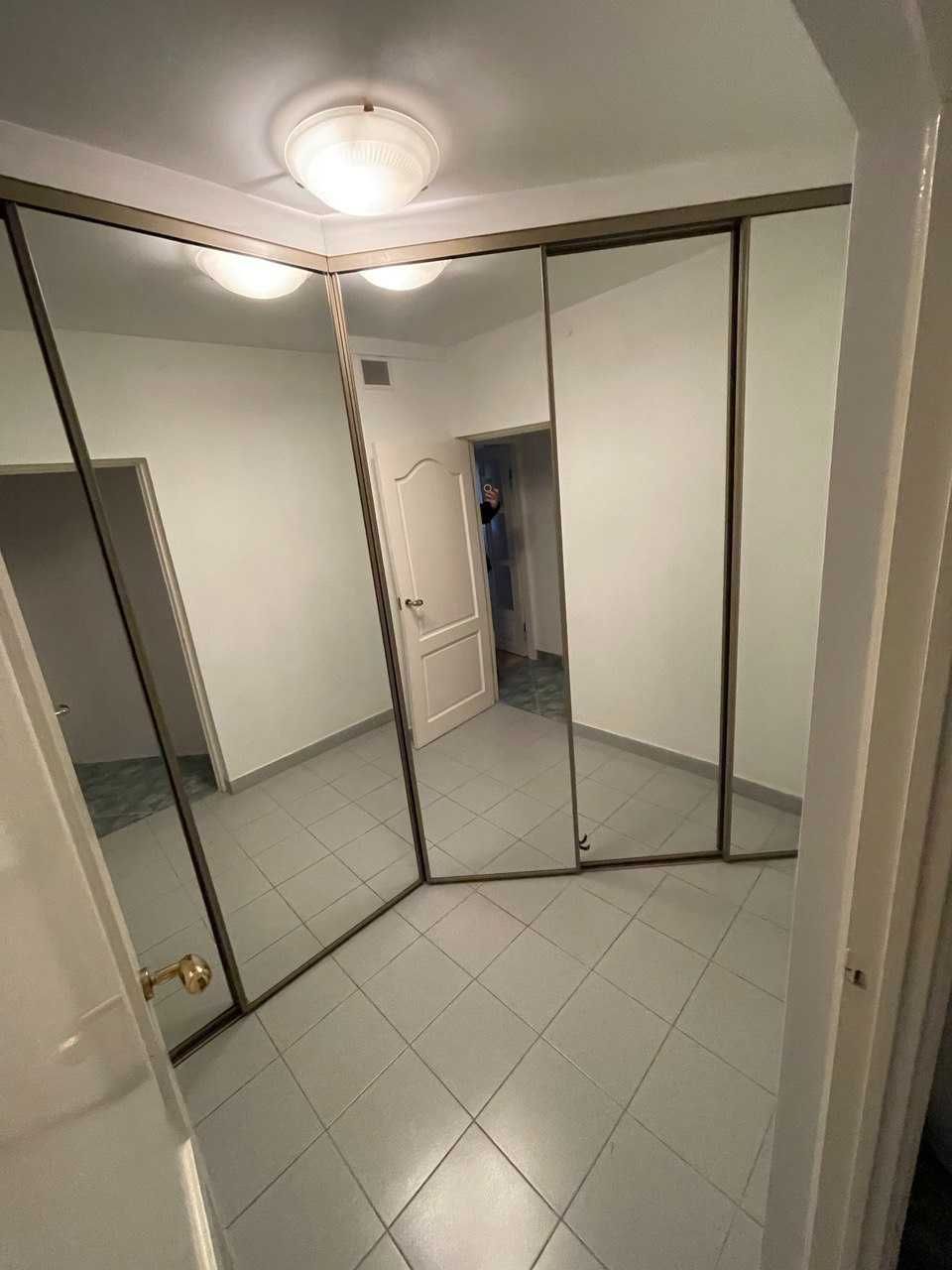 790 злотых в месяц Новое общежитие Варшавa Hostel Wilanów Ursynów