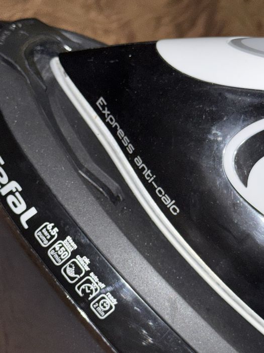 Парогенератор Tefal EXPRESS ANTI-CALC SV8055