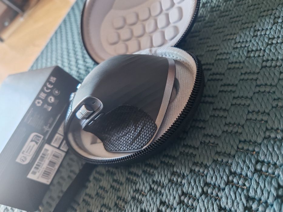 Rato Logitech MX Master 3S - rigorosamente novo