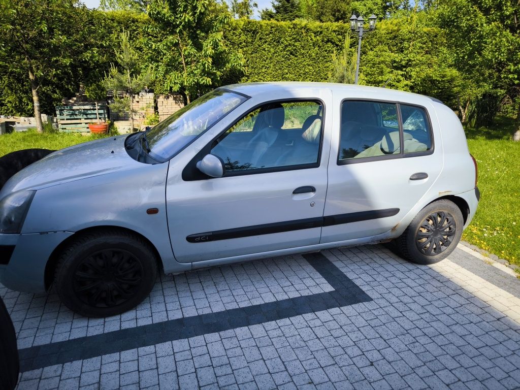 Renault Clio 2003r