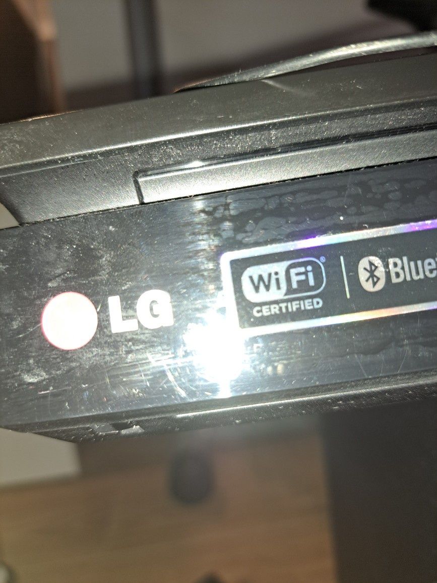 Kino domowe LG z pilotem