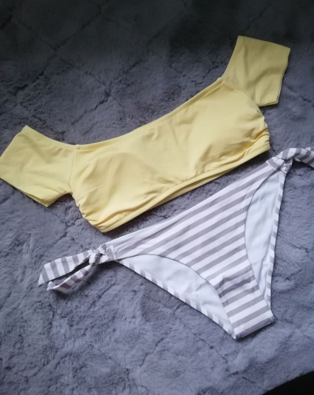 Zestaw H&M bikini żółte i paski rozm 38