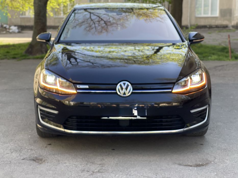 Volkswagen e-Golf  36 кв