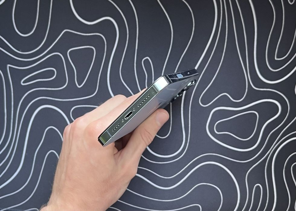 Отличный iPhone 13 PRO MAX 128 гб - 97% АКБ - NEVERLOCK - SIERRA BLUE