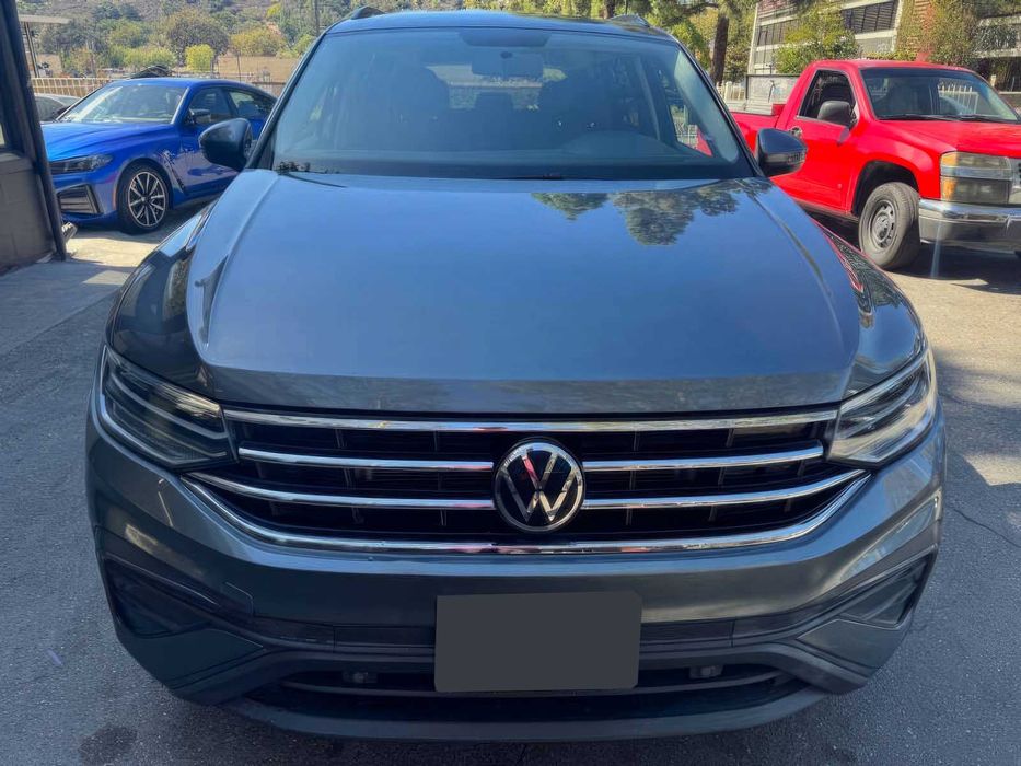 Volkswagen Tiguan S      2022