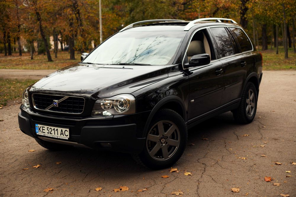 Продам Volvo XC90