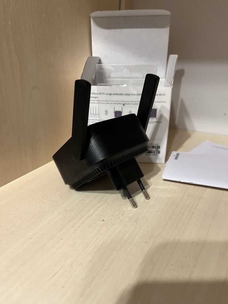 Ретранслятор Xiaomi Mi WiFi Range Extender Pro