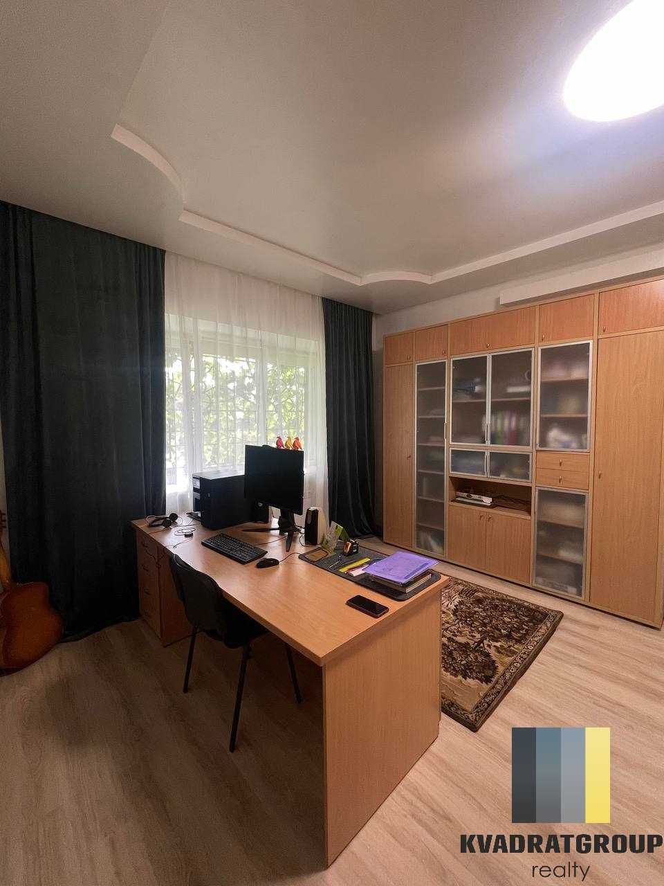 Продам будинок 260м2 Підгороднє